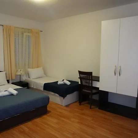 Pensión Maritimo 3*