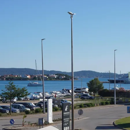 Maritimo Konukevi 3*
