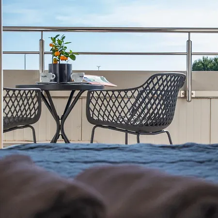 Maritimo Konukevi 3*