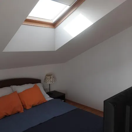 Konukevi Maritimo 3*