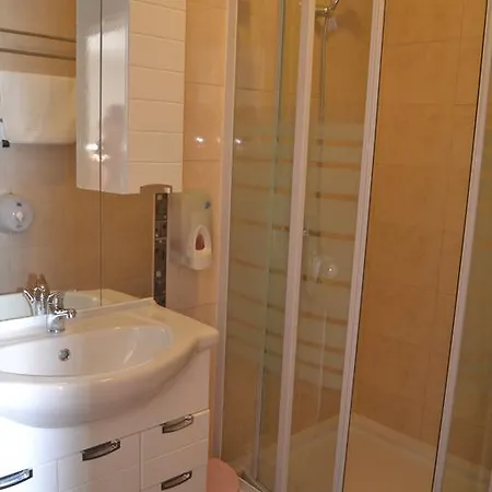 Konukevi Maritimo 3*