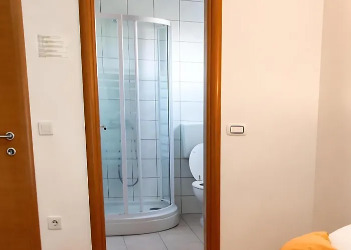 Maritimo Gostinjska kuća Sukosan