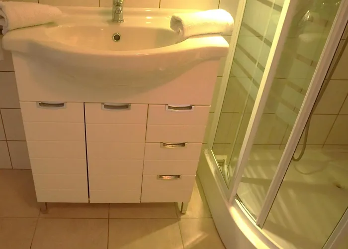 Konukevi Maritimo Sukošan