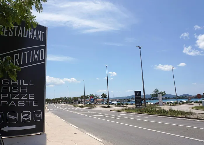 Konukevi Maritimo Sukošan